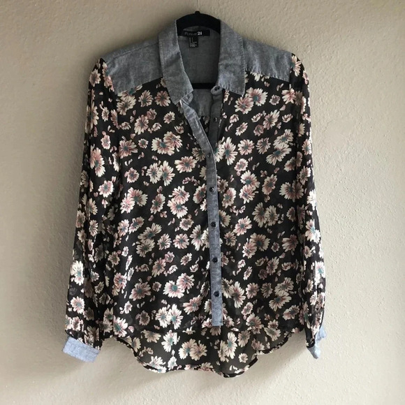 Forever 21 Tops - Forever21 sheer long sleeve button down